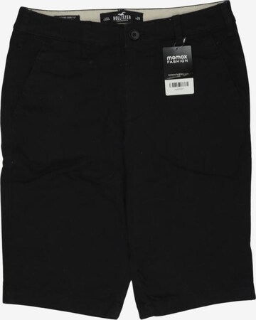 HOLLISTER Shorts in 28 in Black: front