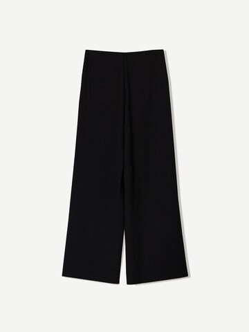 Bershka Wide leg Byxa i svart