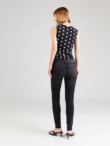 QS Skinny Fit Дънки в сиво