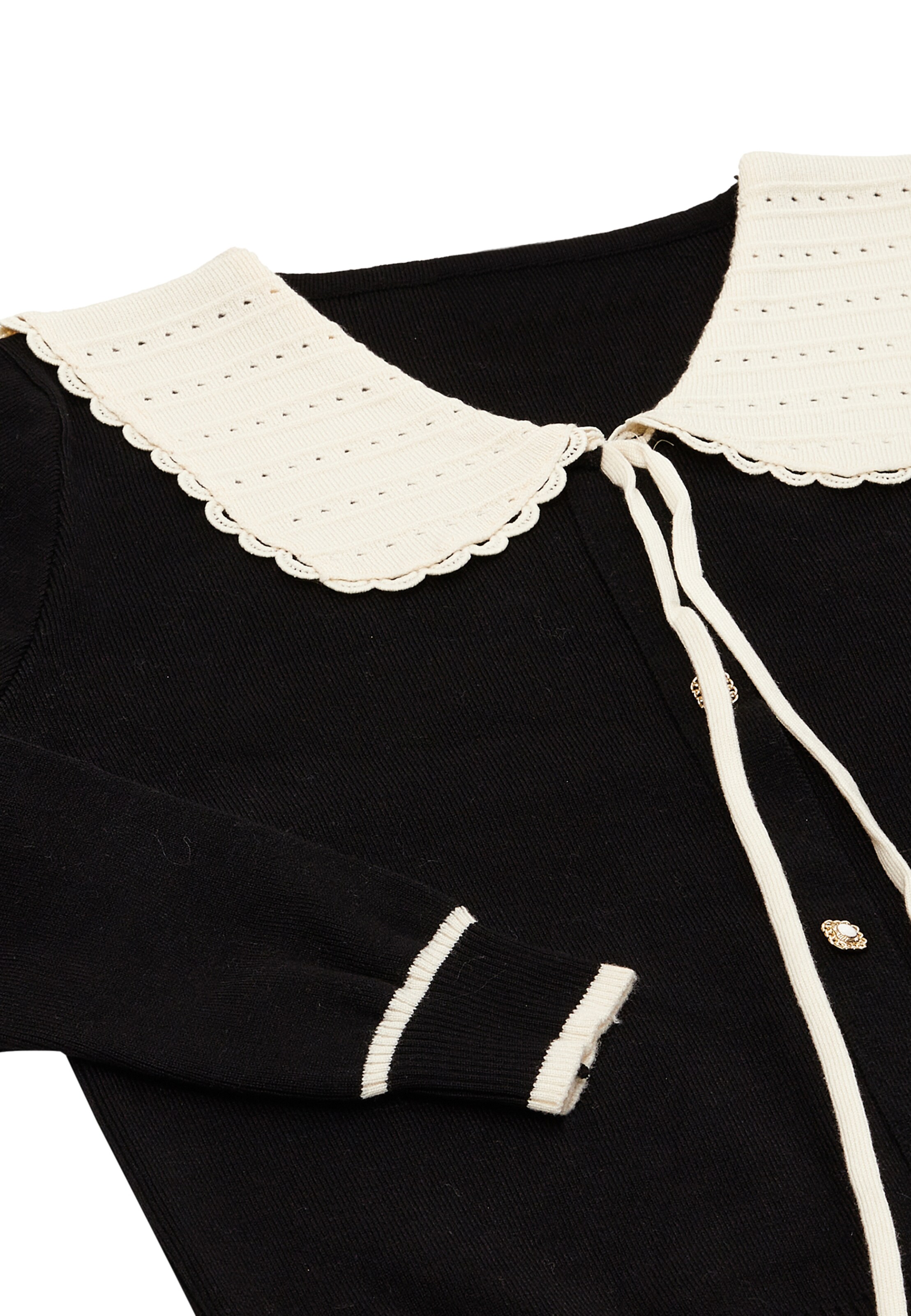 NAEMI Strickjacke in Schwarz