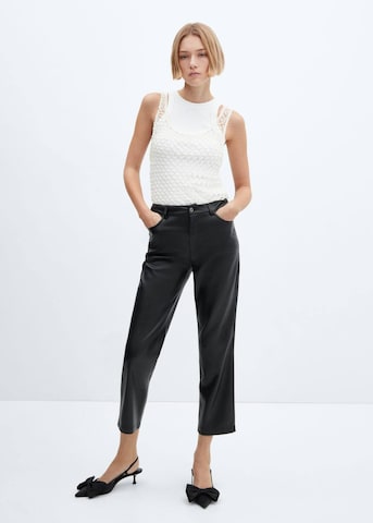 Regular Pantaloni 'Lille' de la MANGO pe negru