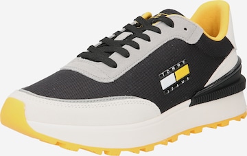 Tommy Jeans حذاء رياضي بلا رقبة بـ أصفر: الأمام