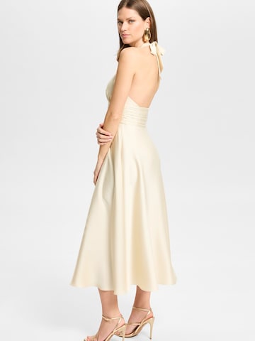 SWING Estélyi ruhák - bézs