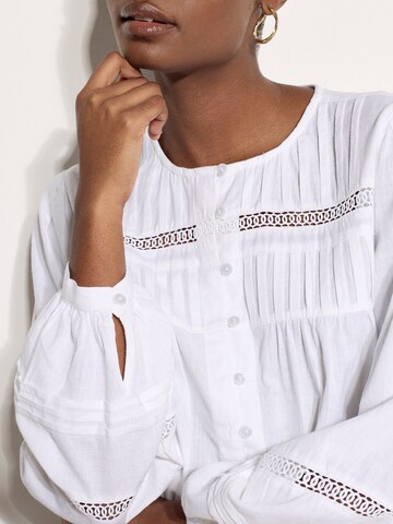 Apricot Pintuck Pleat Boho Blouse ' ' in Beige