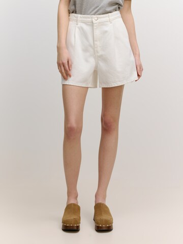 EDITED Regular Trousers 'Lilyan' in White: front