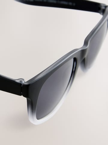 Next Zonnebril in Zwart