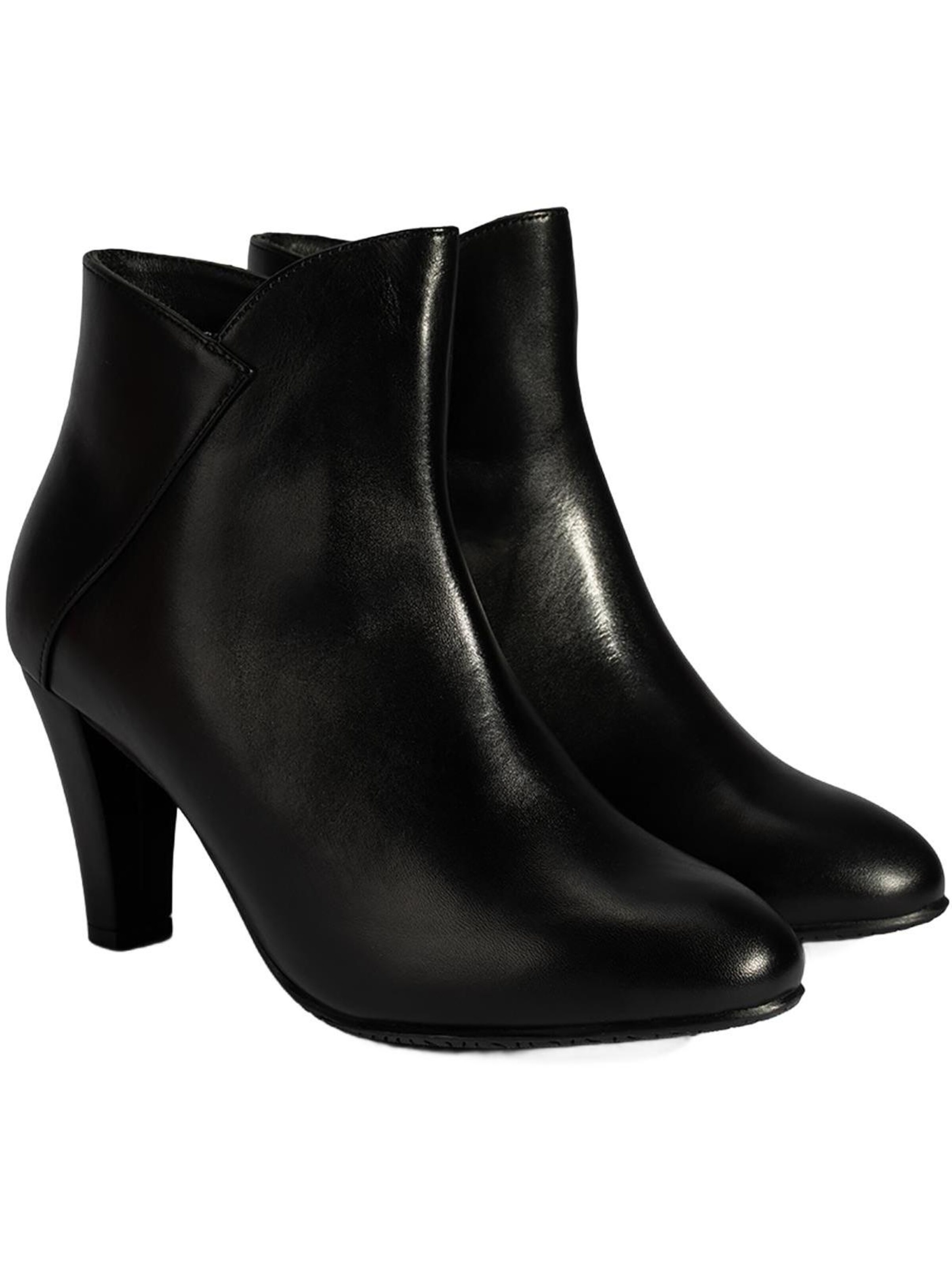 Desa Boots‌‌‌‌‌‌‌‌‌‌ in Schwarz