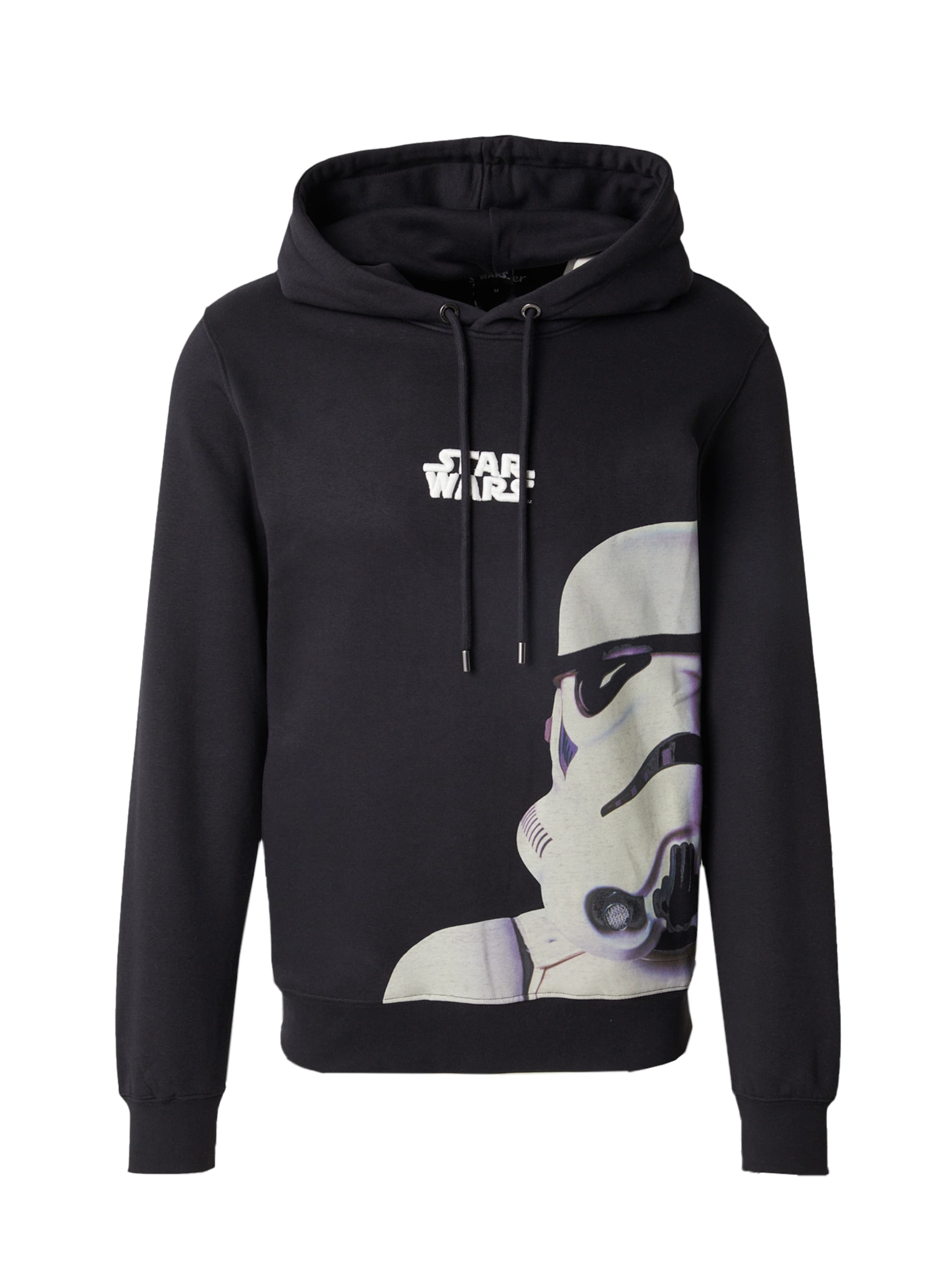 s.Oliver Dressipluus 'Starwars', värv must: eest vaates