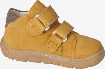 Chaussure basse Pepino en jaune