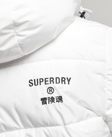 Manteau d’hiver Superdry en blanc
