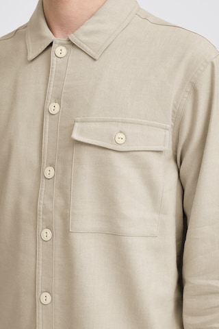 Casual Friday - Regular Fit Camisa ' CFBro Linen Mix ' em bege