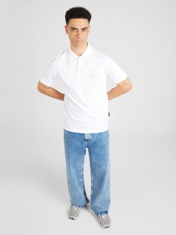 NAPAPIJRI Bluser & t-shirts 'SANTIAGO' i hvid