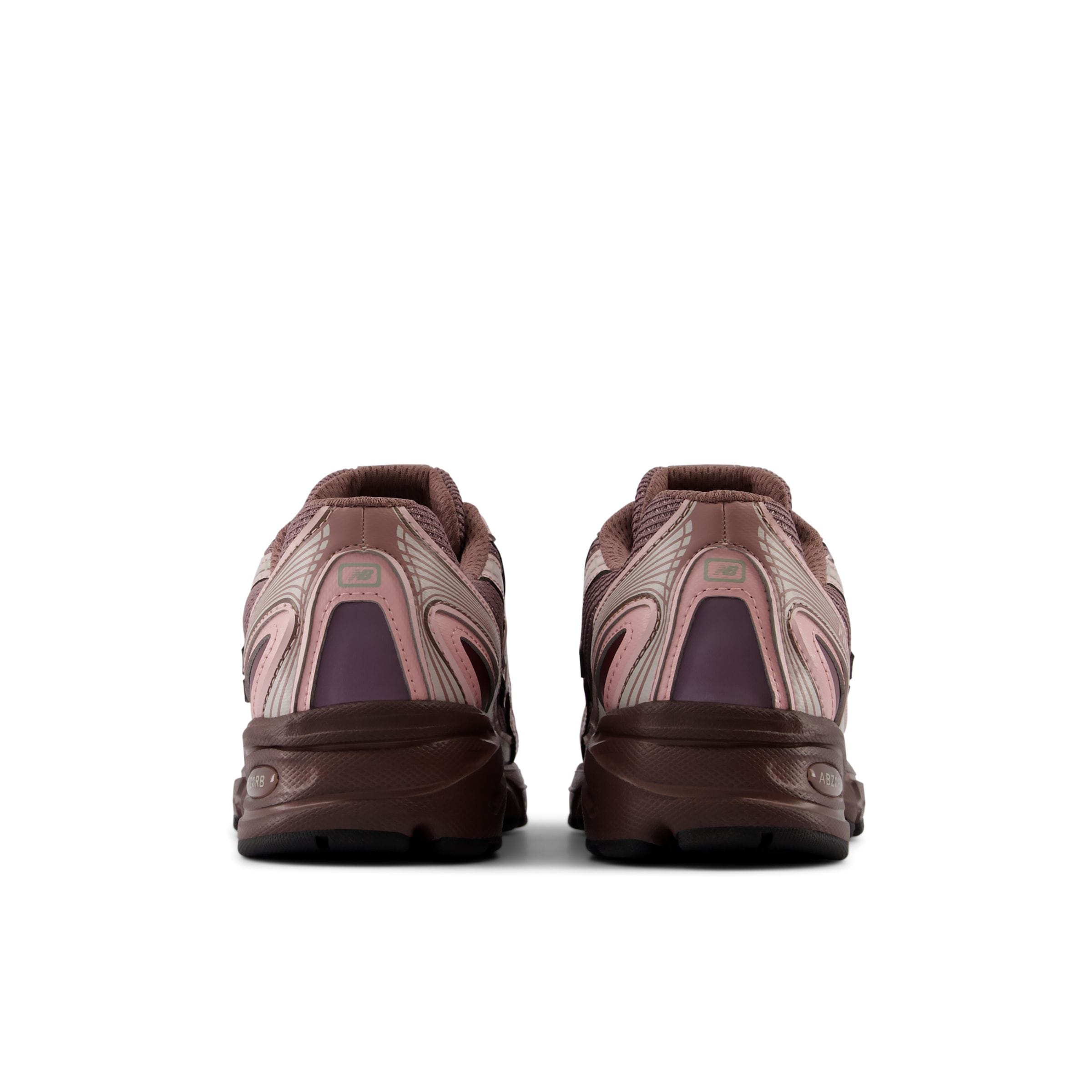 new balance Trainers '740' in Pink
