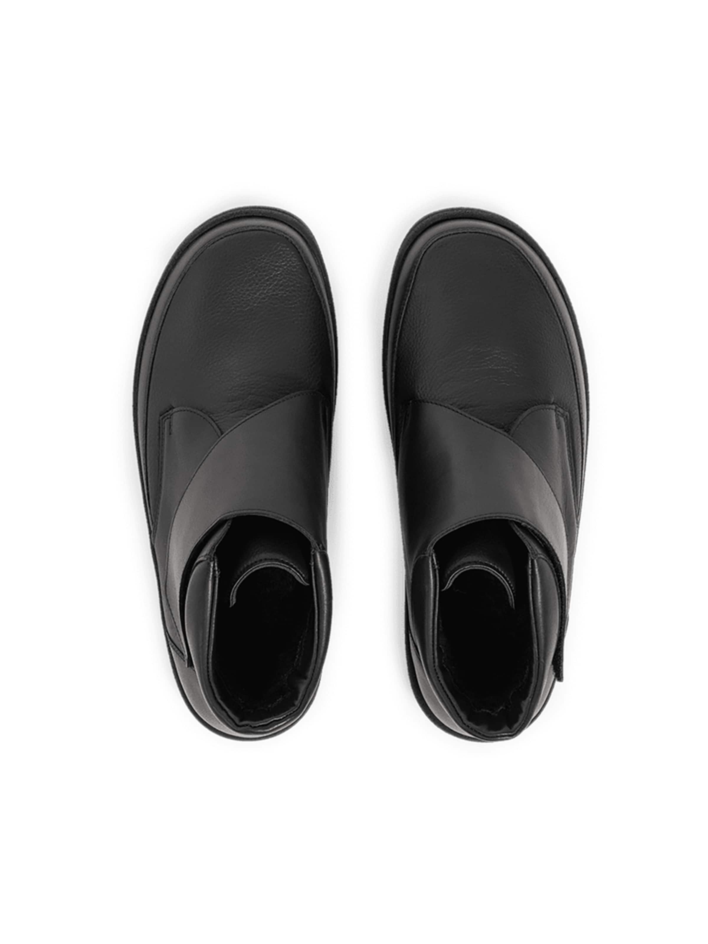 VITAFORM Boot in Black