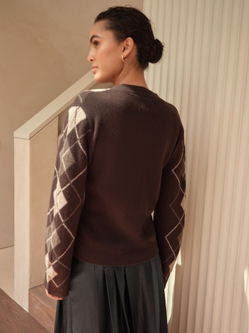 Next Strickjacke in Braun