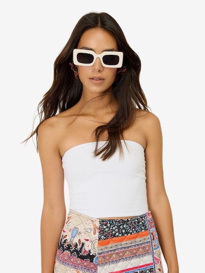 No Matter What Top in White, Item view