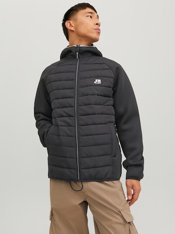 JACK & JONES Jacke 'Logan' in Schwarz: predná strana