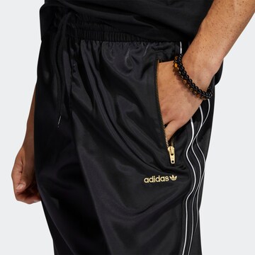 ADIDAS ORIGINALS Tapered Hose in Schwarz