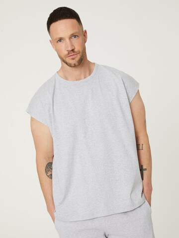 DAN FOX APPAREL - Camiseta 'Theo' en gris: frente