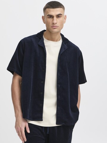 !Solid - Ajuste regular Camisa ' SDOBAN ' en azul