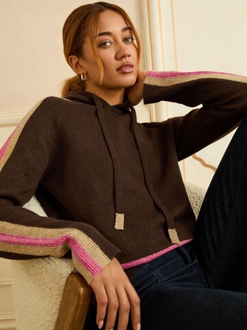 love & roses Pullover in Braun