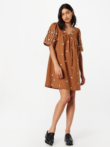 Maison 123 Dress 'GUELIZ' in Brown: front