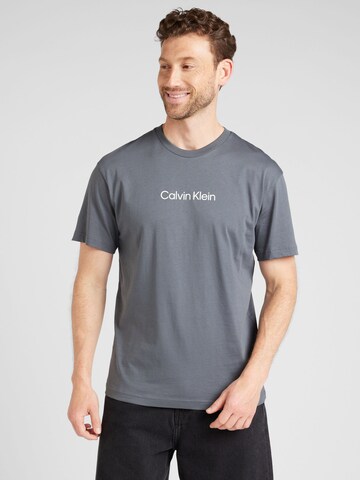 Calvin Klein T-Shirt 'Hero' in Grau: Vorderseite