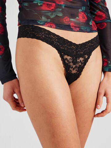 GUESS Thong in Pink: front