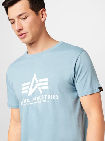 ALPHA INDUSTRIES T-Shirt in Blau