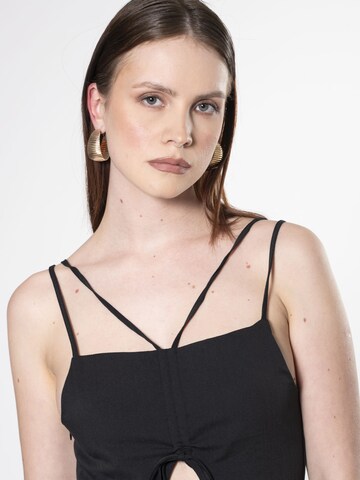 melns Influencer Kleita