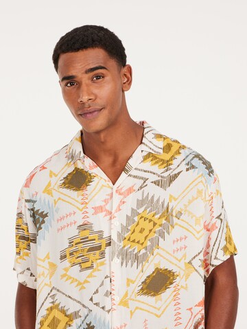 PROTEST Shirt 'PRTABLE' in Weiß