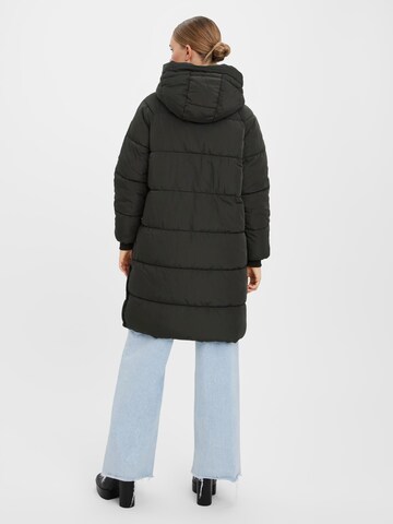 VERO MODA Winterjas 'AURA' in Grijs