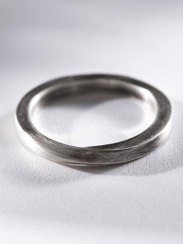 REYTEL Ring 'INFINITE LOOP'‌‌‌‌‌‌ in Silber