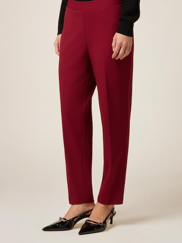 Regular Pantalon oltre en rouge