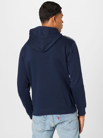 Champion Authentic Athletic Apparel Sweatshirt i blå