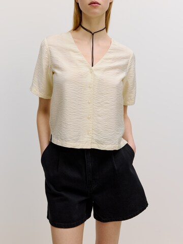 Camicia da donna 'Naya' di EDITED in beige: frontale