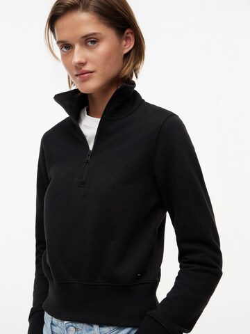 Tommy Jeans Суичър в черно