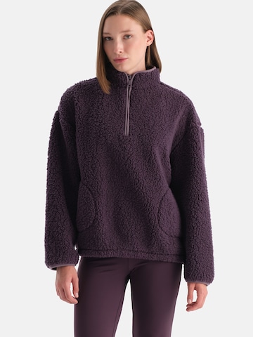 Dagi Свитер в Лиловый: спереди