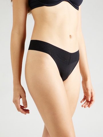 Tommy Hilfiger Underwear Thong in Black: front