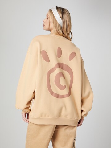 Smiles Sweatshirt 'Rayan' (GOTS) in Beige