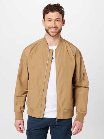 Lindbergh Between-Season Jacket in Beige: front