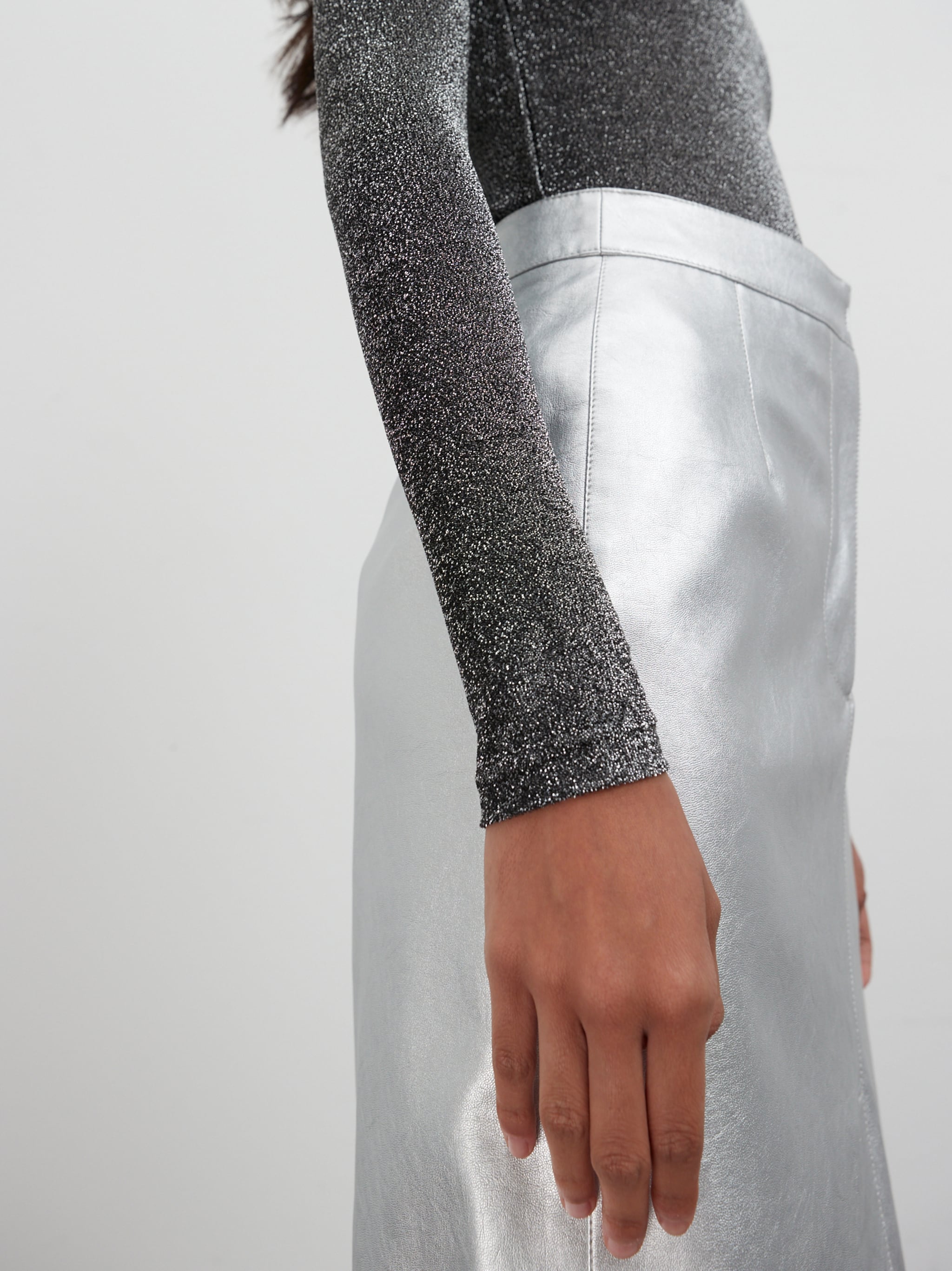 EDITED Producten Shirt 'Manon' Grijs