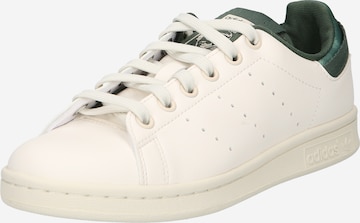 ADIDAS ORIGINALS حذاء رياضي بلا رقبة 'Stan Smith' بـ أبيض: الأمام
