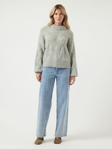 Pullover 'YASLuris' di YAS in grigio