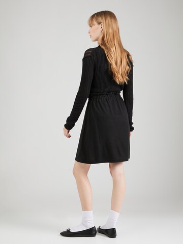 Gonna 'Viola' di ABOUT YOU in nero