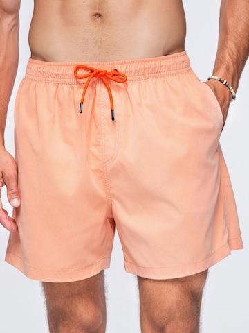 regular Pantaloni sportivi di Ombre in arancione