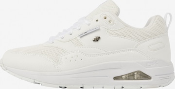 Baskets basses ' LENNOX ' BRITISH KNIGHTS en blanc : devant