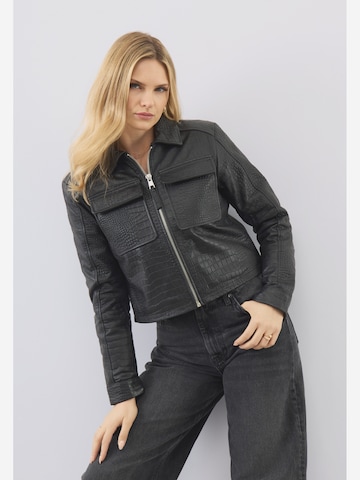 Veste mi-saison ' Thea ' Bolongaro Trevor en noir : devant
