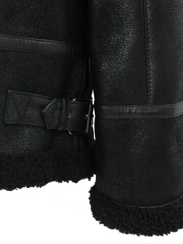 Jilani Tussenjas 'Lindbergh' in Zwart