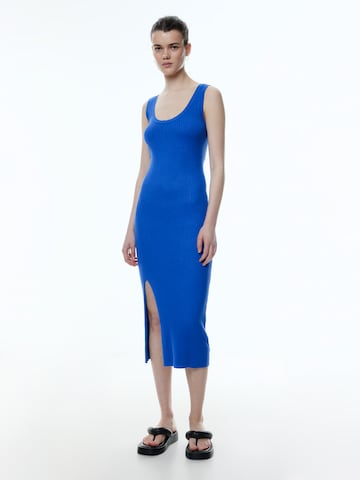 EDITED - Vestido de punto 'Relana' en azul: frente